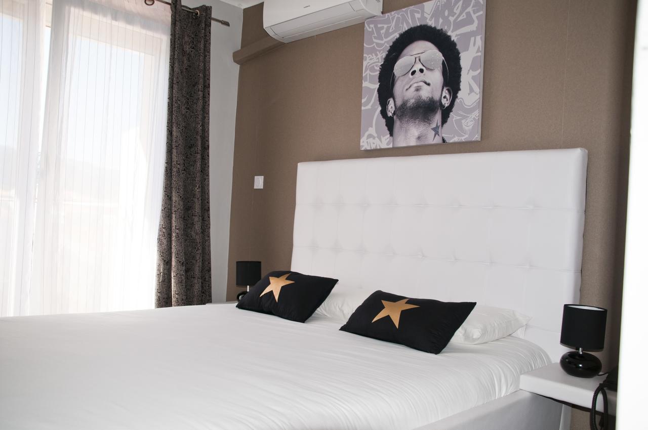 Hotel Bleu Azur 아르젤레쉬르메르 외부 사진